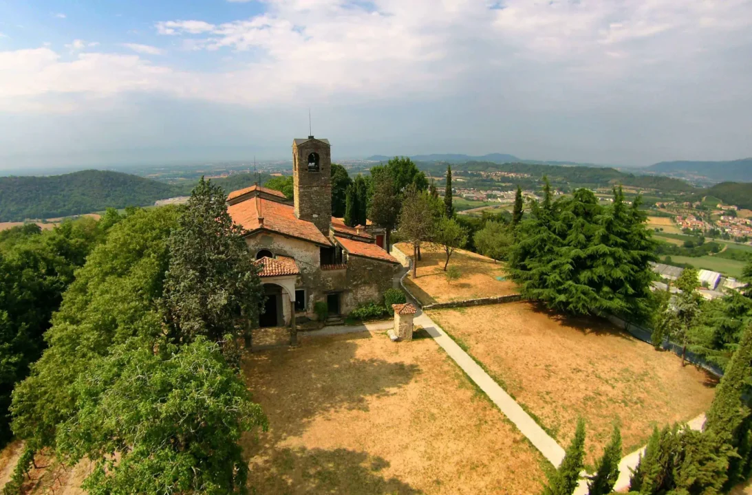 Monticelli Brusati Santuario