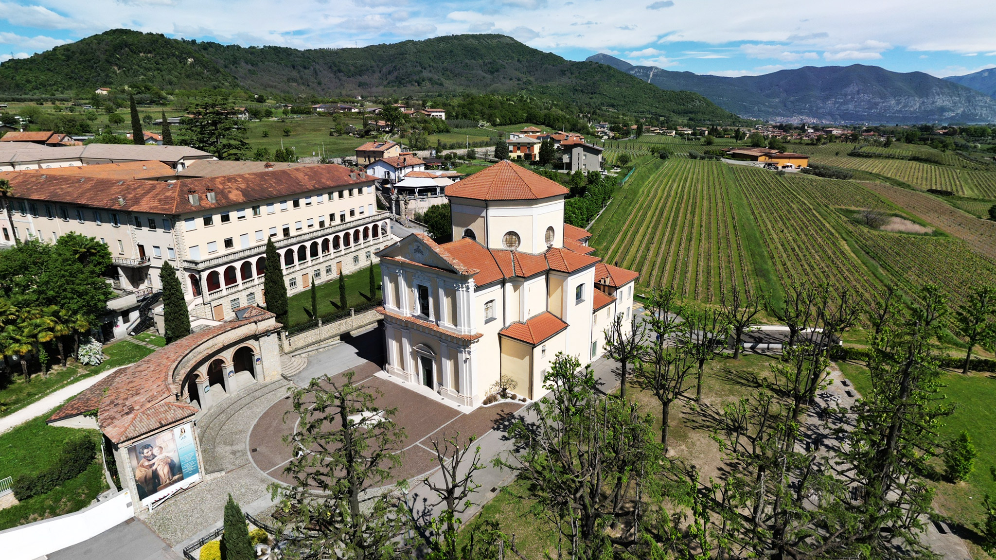 Santuario Della Madonna Della Neve Adro