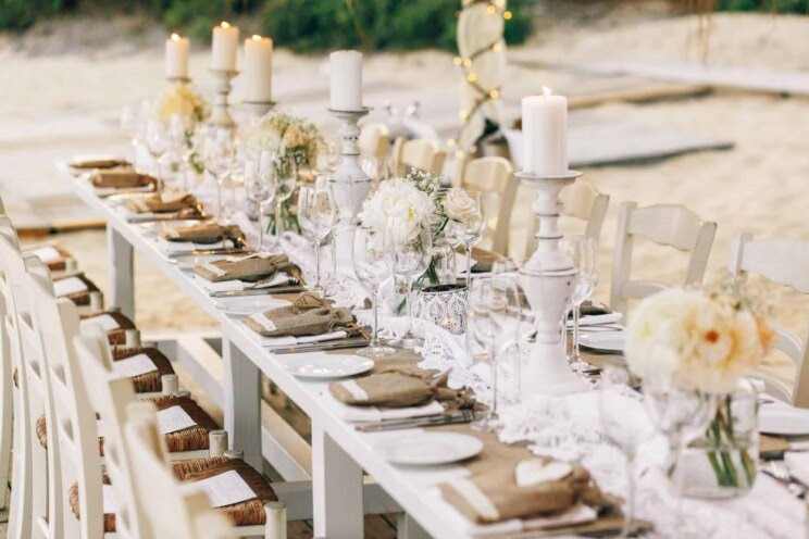thumbnail Dinner in White