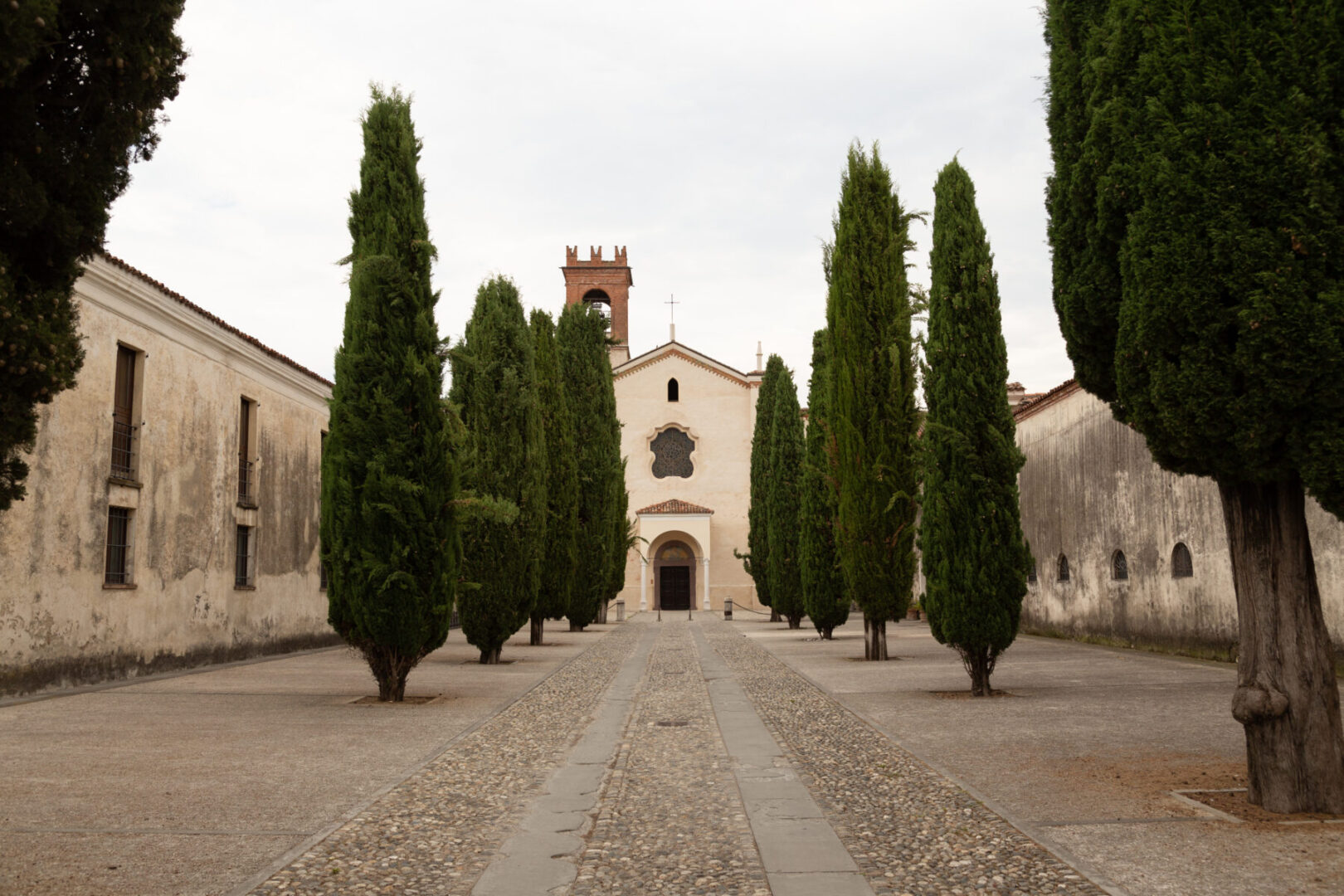 thumbnail Lungo la Via del Romanino – Festival diffuso 2026:  Guided visit and exhibition “Vita nuova. Spiritualità al femminile”